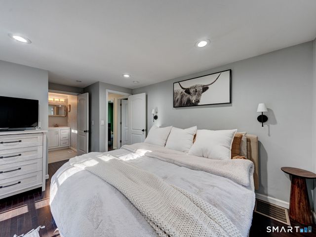 23 Kennedy Drive, Enfield, CT 06082