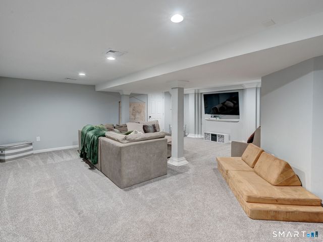 23 Kennedy Drive, Enfield, CT 06082