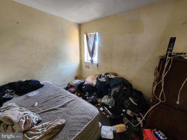 1834 BRUNT ST, Baltimore, MD 21217