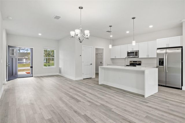 6445 SW 147TH STREET ROAD, Ocala, FL 34473