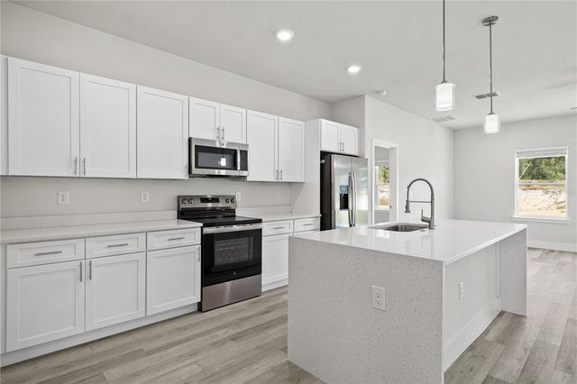 6445 SW 147TH STREET ROAD, Ocala, FL 34473