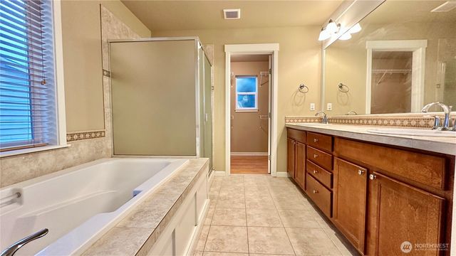 11441 178th Place NE, Redmond, WA 98052