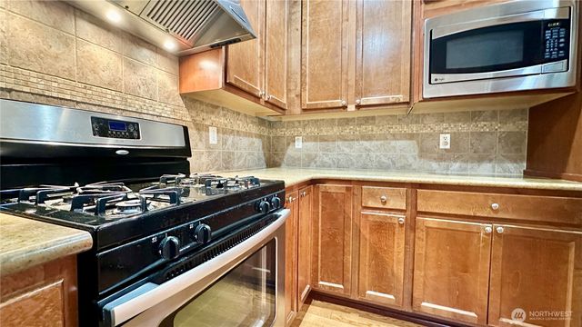 11441 178th Place NE, Redmond, WA 98052