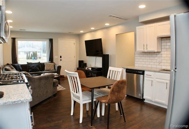 4112 Coolidge Hwy, Royal Oak, MI 48073