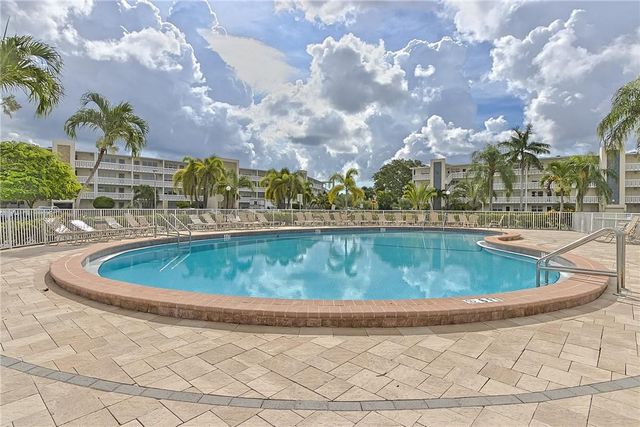167 Grantham 167, Deerfield Beach, FL 33442