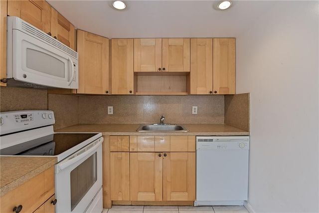 167 Grantham 167, Deerfield Beach, FL 33442