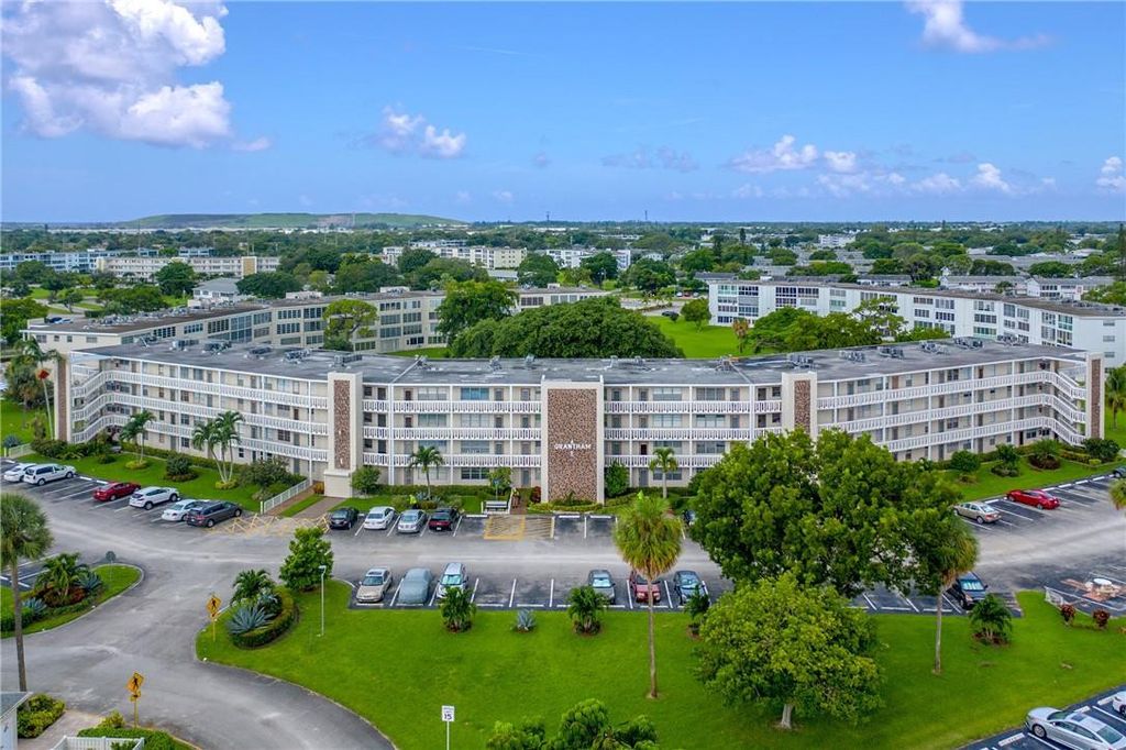 167 Grantham 167, Deerfield Beach, FL 33442