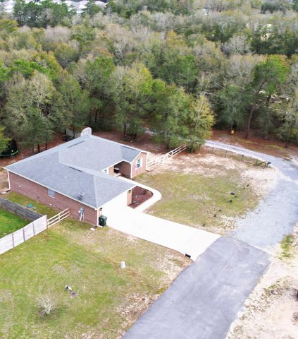 41 S Hidden Lakes Trail, Defuniak Springs, FL 32433