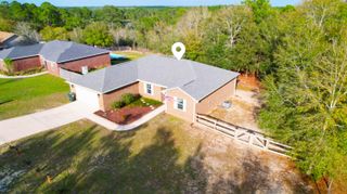 41 S Hidden Lakes Trail, Defuniak Springs, FL 32433