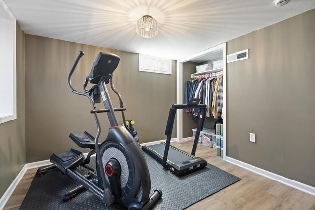 2721 Arrowhead STREET, Racine, WI 53402