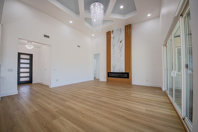 1001 Henry Way, Springtown, TX 76082