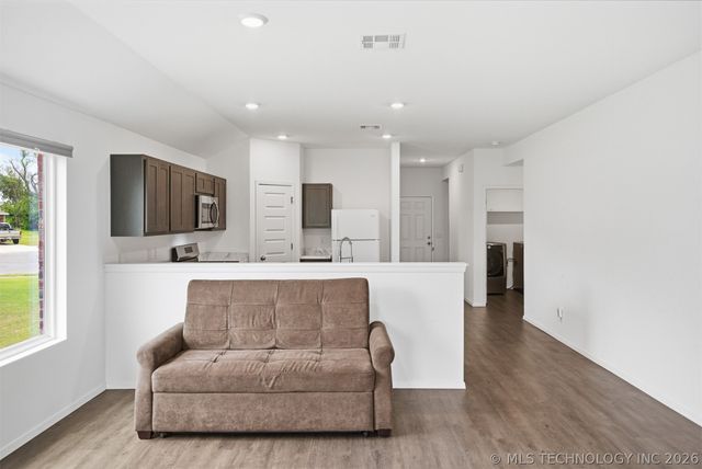 27807 E 114th Place S, Coweta, OK 74429