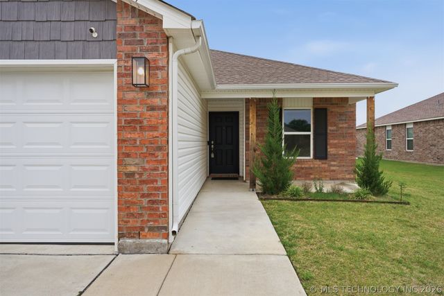 27807 E 114th Place S, Coweta, OK 74429