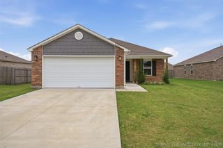 27807 E 114th Place S, Coweta, OK 74429