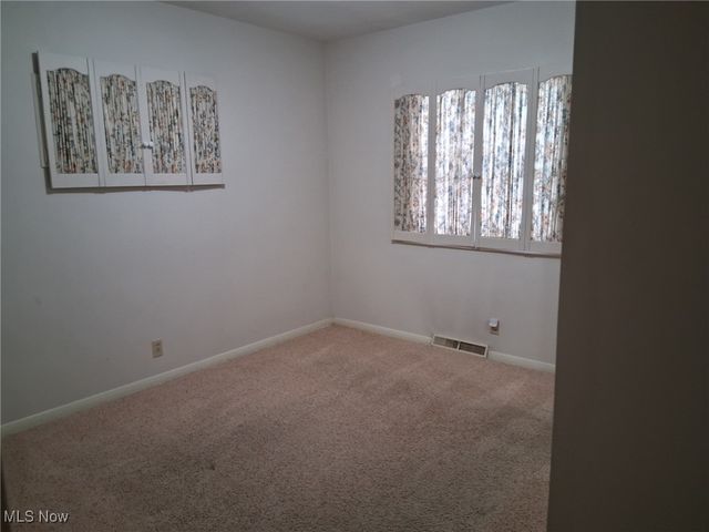 2770 Franwae SW, Warren, OH 44481