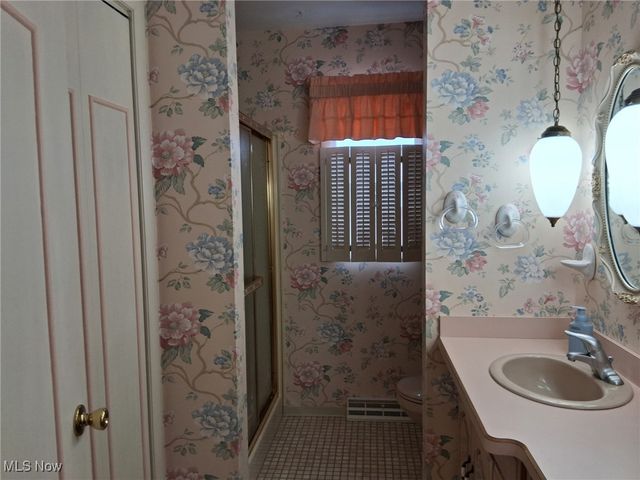 2770 Franwae SW, Warren, OH 44481