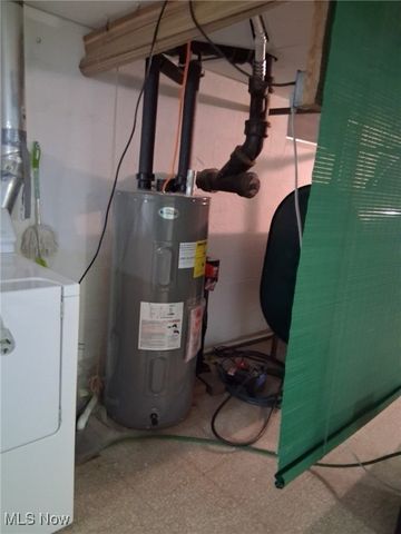 2770 Franwae SW, Warren, OH 44481