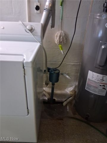 2770 Franwae SW, Warren, OH 44481