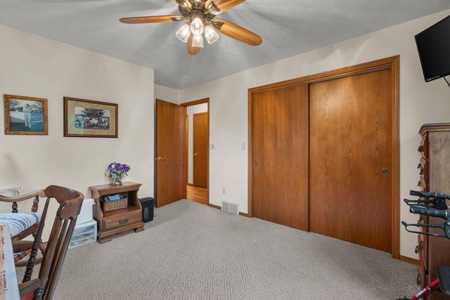 N1203 CRANDON COURT, Greenville, WI 54942