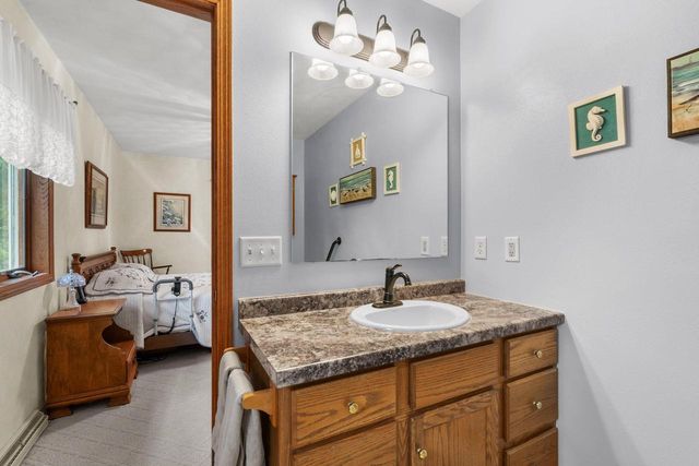 N1203 CRANDON COURT, Greenville, WI 54942