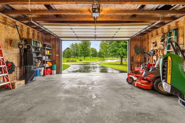 N1203 CRANDON COURT, Greenville, WI 54942