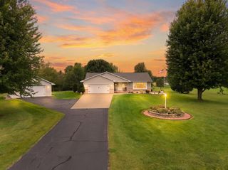N1203 CRANDON COURT, Greenville, WI 54942