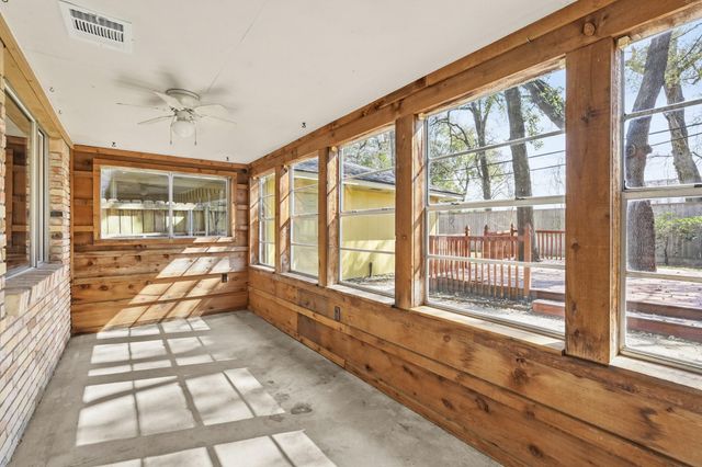 10615 Brinwood Drive, Houston, TX 77043