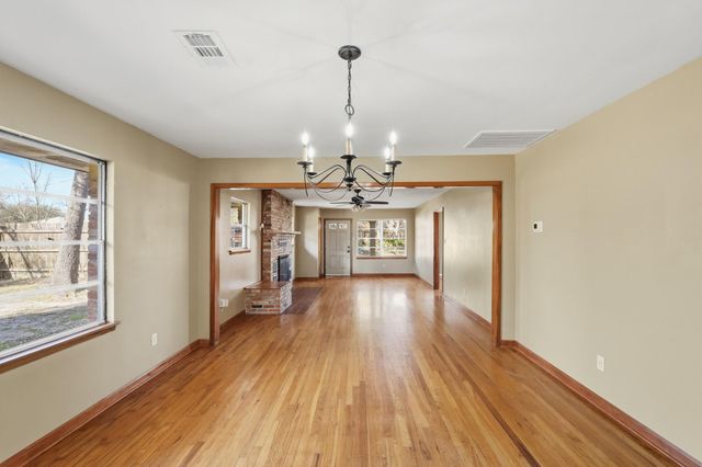 10615 Brinwood Drive, Houston, TX 77043