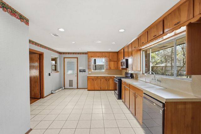 10615 Brinwood Drive, Houston, TX 77043