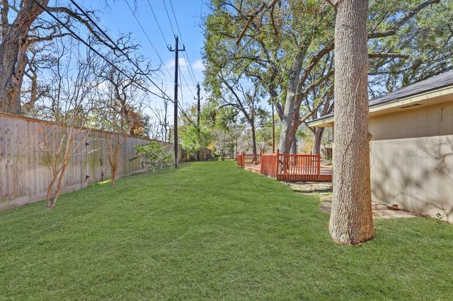 10615 Brinwood Drive, Houston, TX 77043