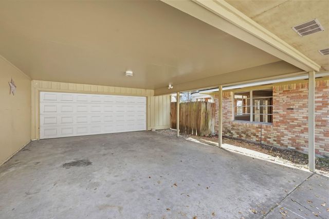 10615 Brinwood Drive, Houston, TX 77043