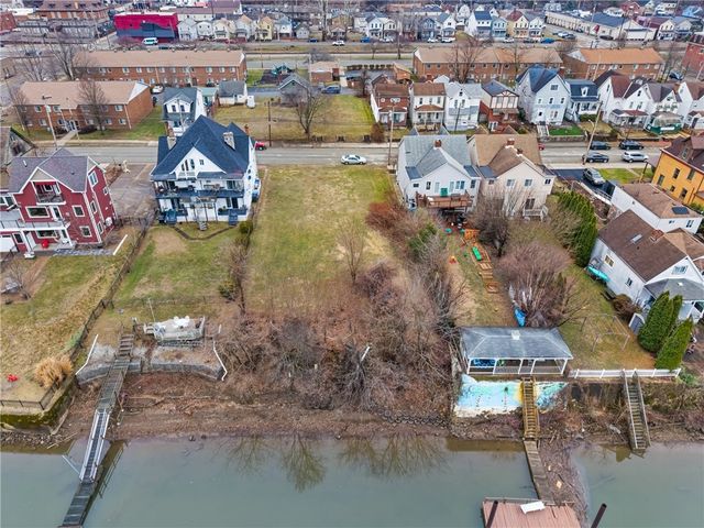 532,534,536 Penn St, Verona, PA 15147