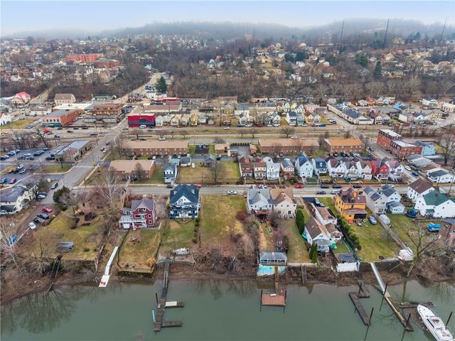 532,534,536 Penn St, Verona, PA 15147