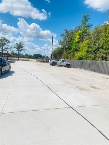 10326 Antoine Drive, Houston, TX 77086