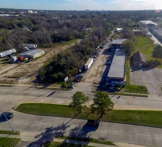 10326 Antoine Drive, Houston, TX 77086
