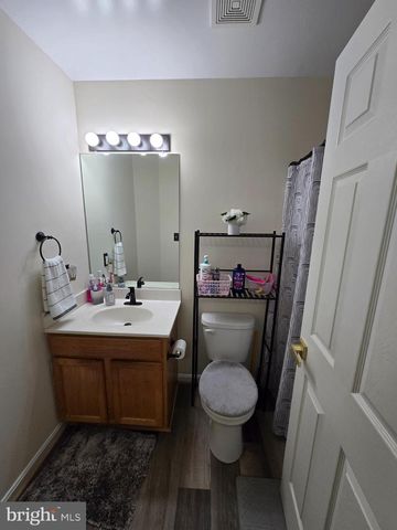 544 HIGHLAND TOWNE LN, Warrenton, VA 20186