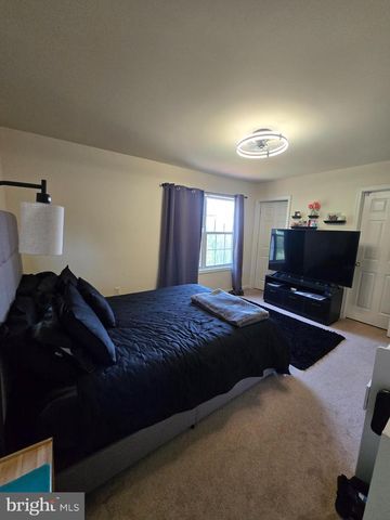 544 HIGHLAND TOWNE LN, Warrenton, VA 20186