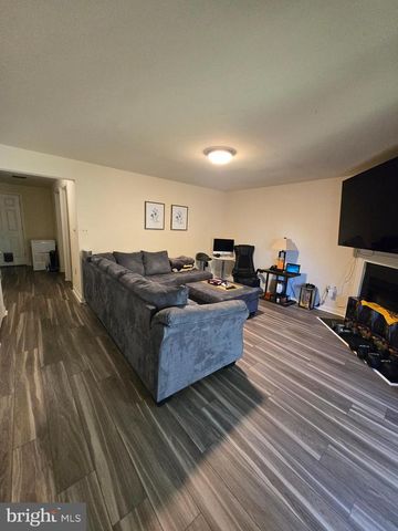 544 HIGHLAND TOWNE LN, Warrenton, VA 20186