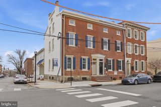 100 W FRONT ST #2A, Media, PA 19063