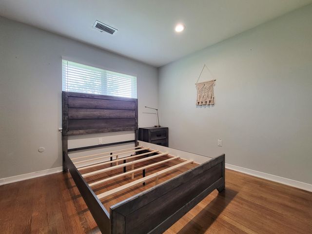 4405 W 43rd Street, Houston, TX 77092
