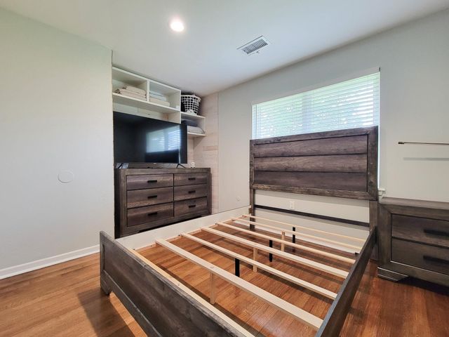 4405 W 43rd Street, Houston, TX 77092