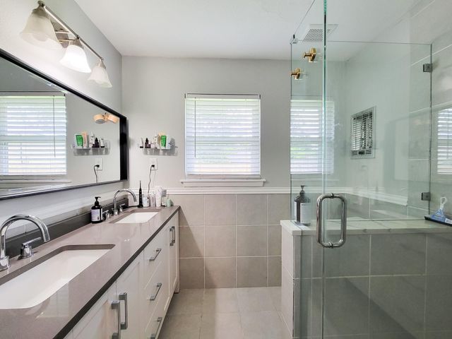4405 W 43rd Street, Houston, TX 77092