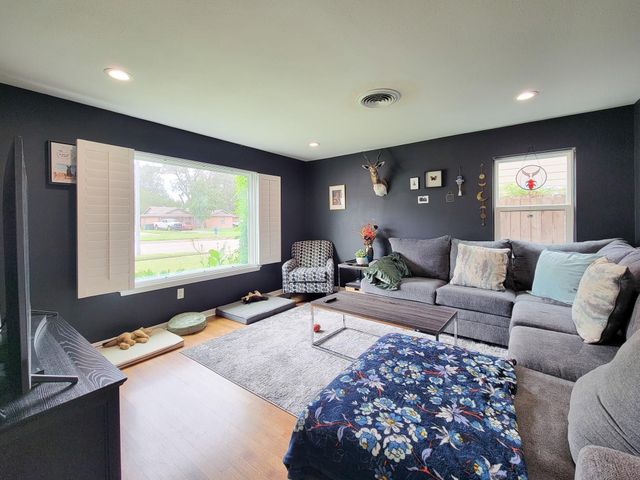 4405 W 43rd Street, Houston, TX 77092