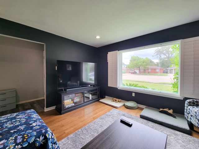 4405 W 43rd Street, Houston, TX 77092