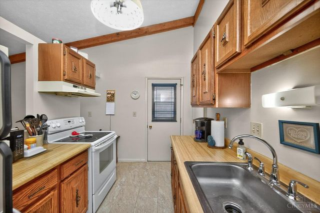 7109 Woodridge Drive, Anderson Twp, OH 45230