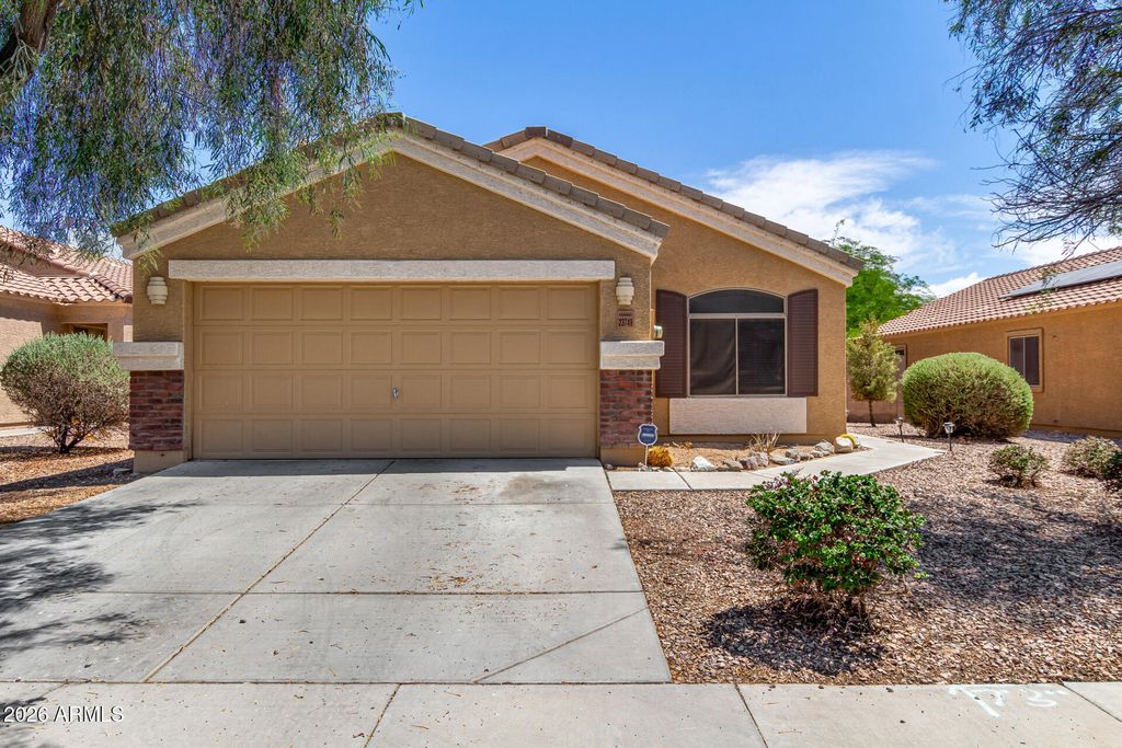 23749 W GROVE Street, Buckeye, AZ 85326