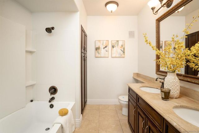 12376 Carmel Country Rd 107, San Diego, CA 92130