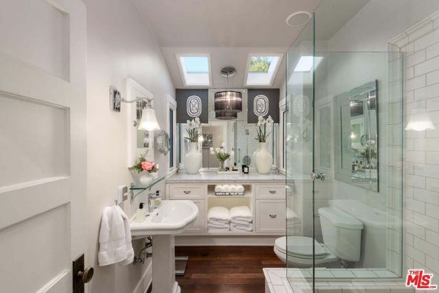 1650 E Valley Road, Santa Barbara, CA 93108