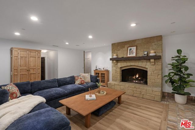 1650 E Valley Road, Santa Barbara, CA 93108