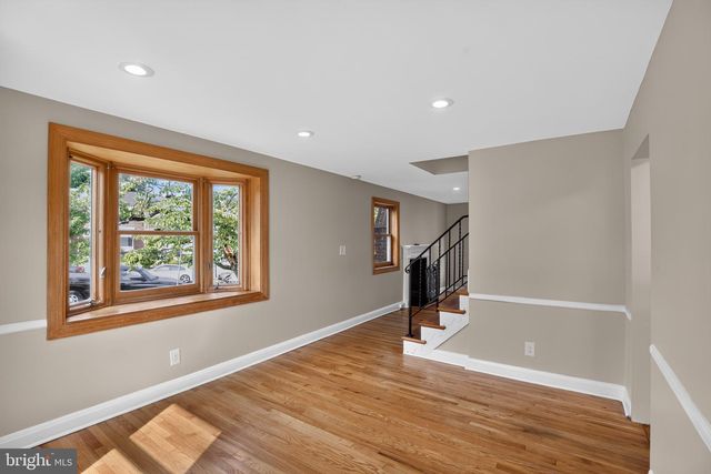 901 MASEFIELD RD, Baltimore, MD 21207